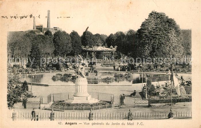 Angers Vue Generale du Jardin du Mail Monument
