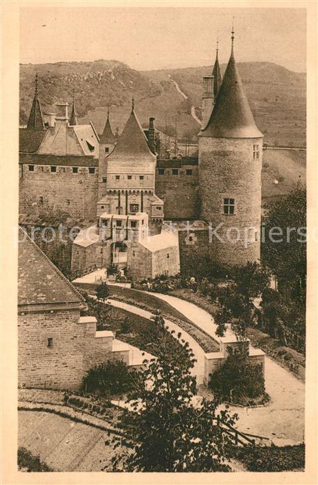 La Rochepot Chateau les deux ponts levis