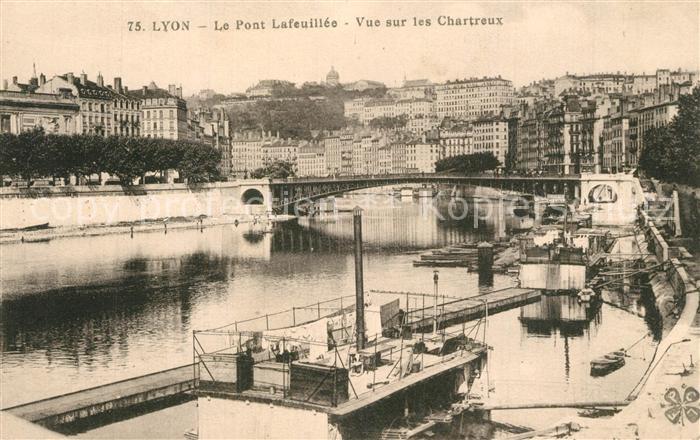 Lyon France Pont Lafeuillée vue sur les Chartreux