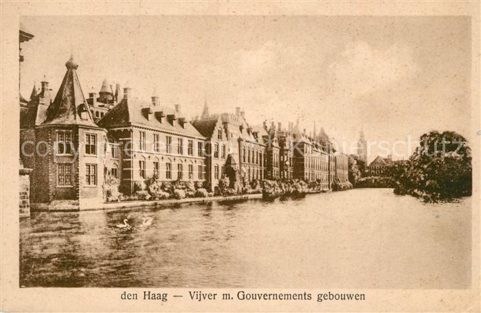 Den Haag Vijver met Gouvernements gebouwen
