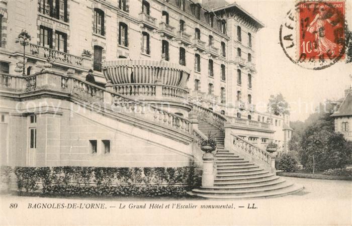 Bagnoles-de-l Orne Grand Hotel et Escalier monumental