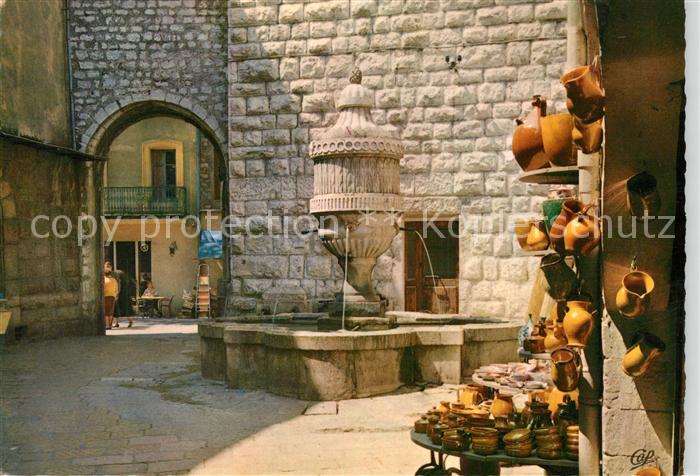 Vence-la-Jolie Fontaine du Peyra