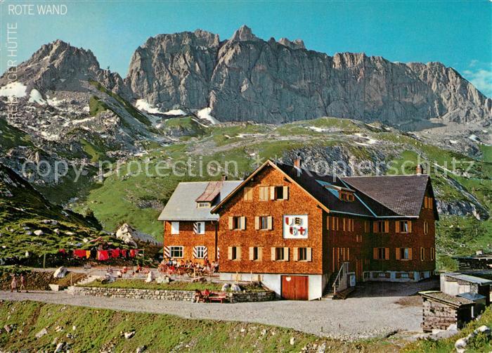 Lech Vorarlberg Freiburger Huette gegen die Rote Wand Lechquellengebirge