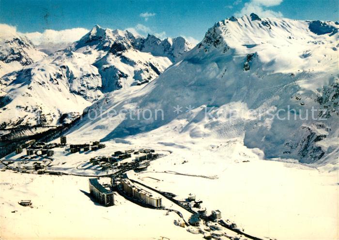 Tignes Pistes de la Tovière Wintersportplatz Franzoesische Alpen Fliegeraufnahme