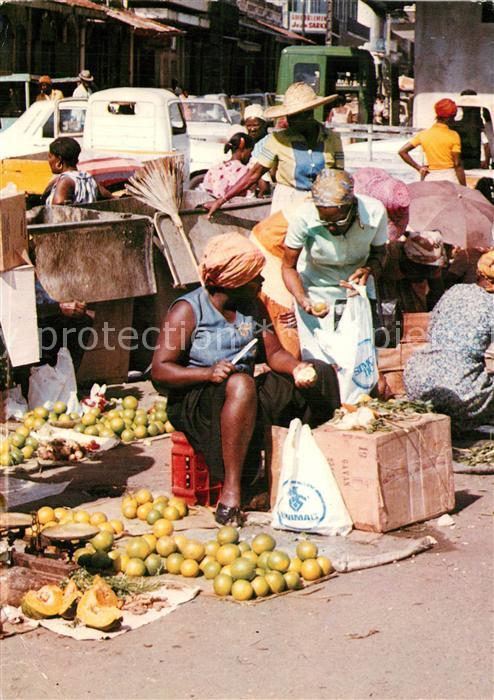 Pointe a Pitre Guadeloupe Scène de marché