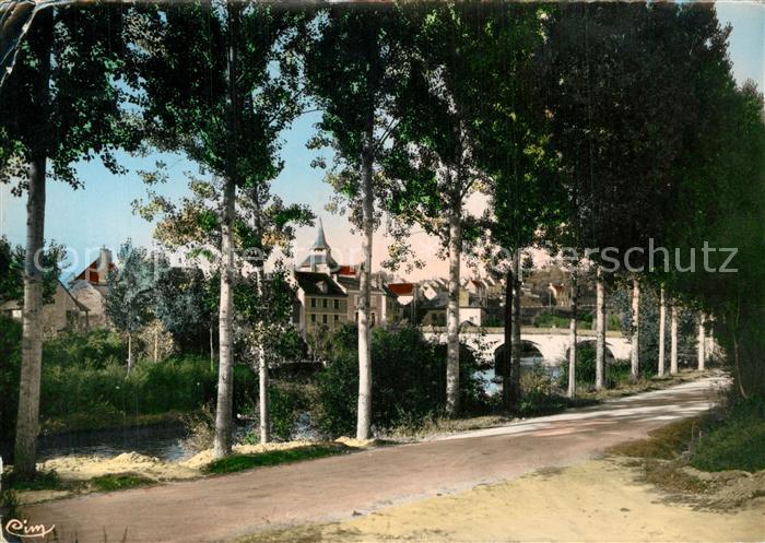 Celle-Dunoise La Vue prise sur la route de Dun le Palestel