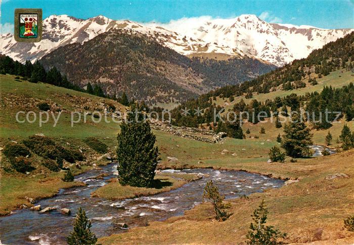 Lleida Pirineu Catala Vall d Aran paisaje tipico Landschaftspanorama Pyrenaeen