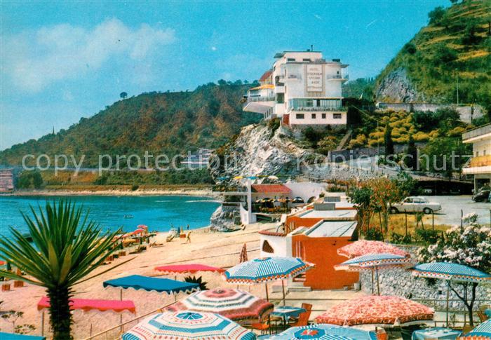 Taormina Sizilien La Spiaggia di Spisone con Hotel Stockholm