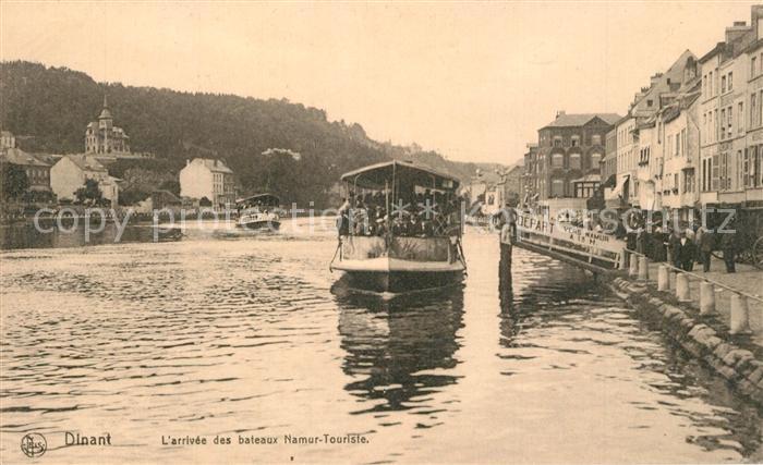 Dinant Wallonie Arrivee des bateaux Namur Tourist