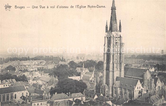 Bruges BRUGGE Belgie Une Vue a vol d’oiseau de l’Eglise Notre Dame