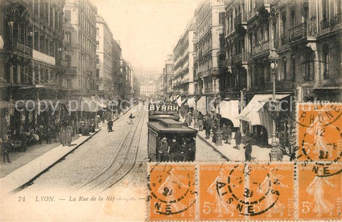 Lyon France Rue de la République Tram