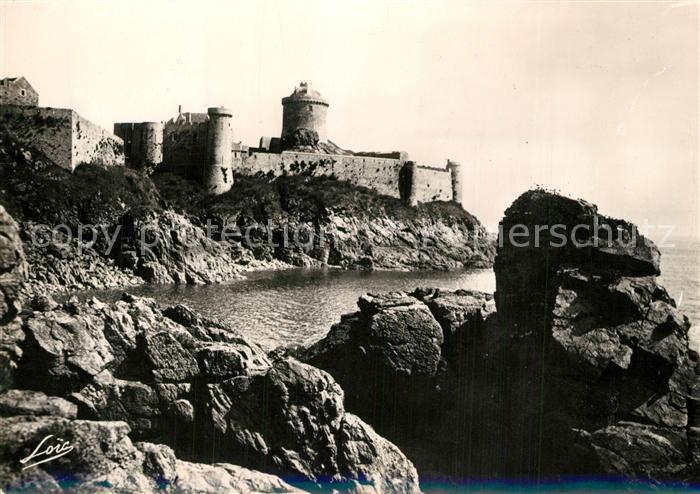 Cap Frehel Cotes d Armor Bretagne Le Fort La Latte construit au Xe siècle