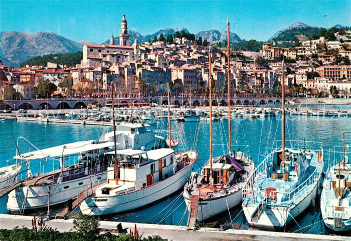 Menton Alpes Maritimes Le port et la vieille ville Yachthafen