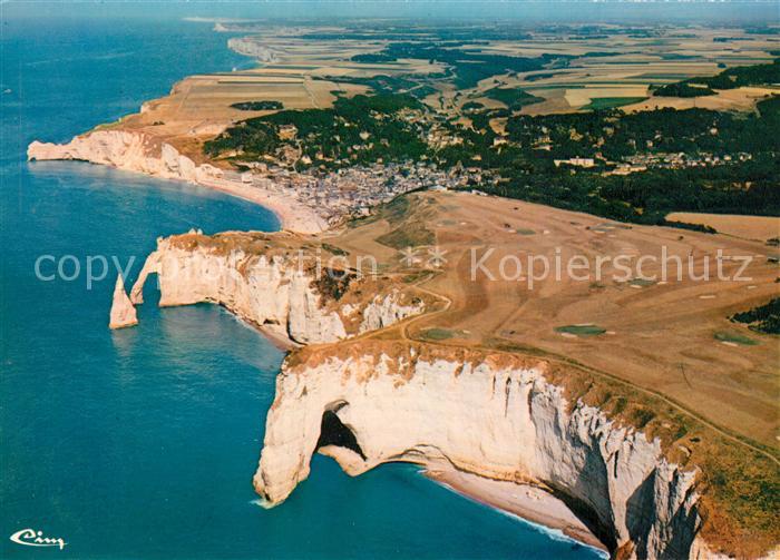Etretat Vue aérienne sur les falaises La Mannep