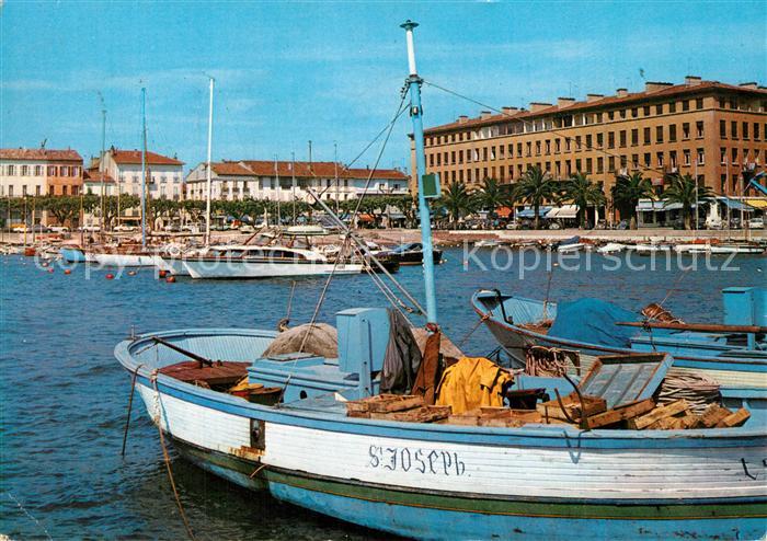 Saint-Raphael Var Un coin du Port de Plaisance bateau de