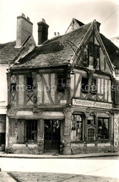 Compiegne Oise Maison du XVe siècle La vieille Cassine