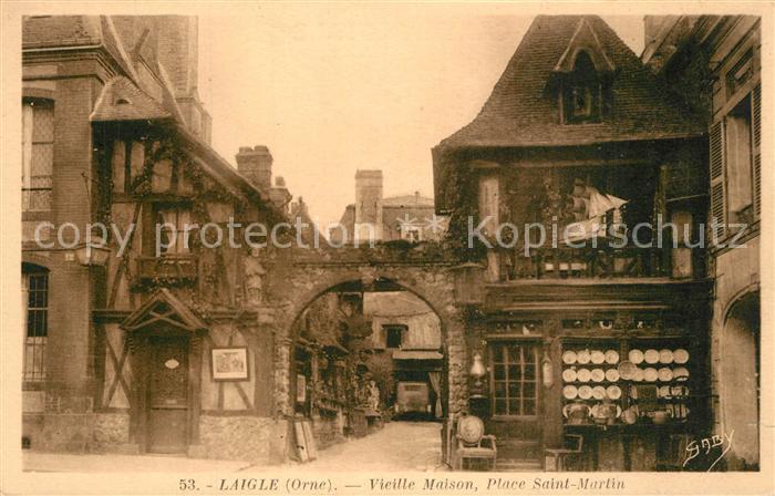 L Aigle Vieille Maison Place Saint Martin