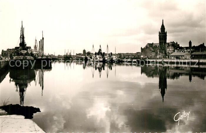 Duenkirchen Dunkerque Vieux Bassin Port Hôtel de Ville