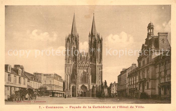 Coutances Facade de la Cathedrale et Hotel de Ville