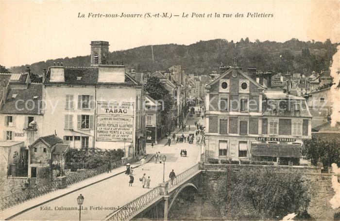 La Ferte-sous-Jouarre Pont et la rue des Pelletiers