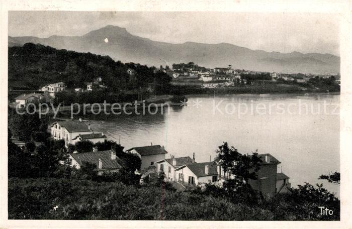 Hendaye Pyrenees Atlantiques Ville et Pic de Trois Couronnes