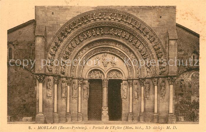 Morlaas Portail de Eglise