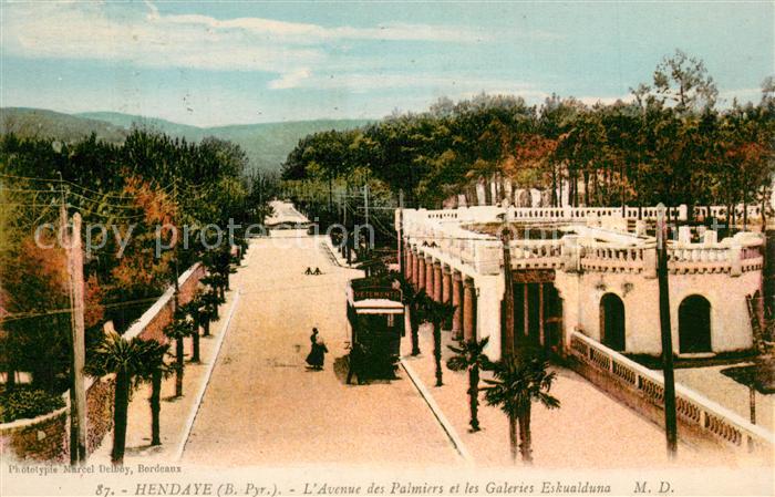 Hendaye Pyrenees Atlantiques Avenue des Palmiers et les Galeries Eskualduna