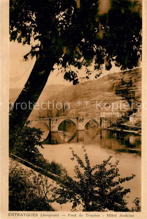 Entraygues-sur-Truyere Pont de Truyere Hotel Andrieu