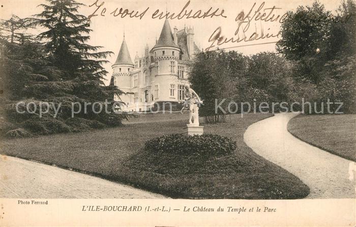 L Ile-Bouchard Le Chateau du Temple et le Parc