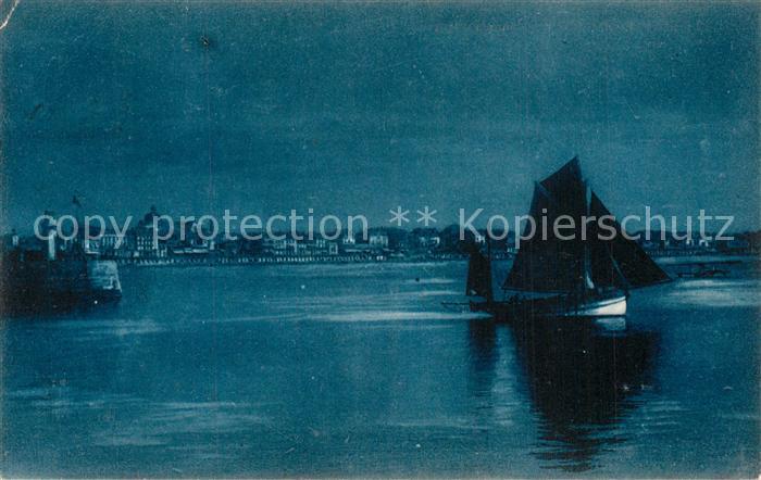 Les Sables-d Olonne Sortie du Port