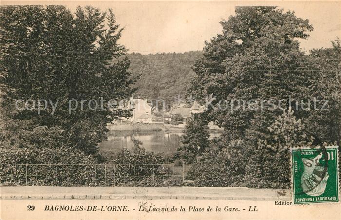 Bagnoles-de-l Orne Le Lac vu de la Place de la Gare