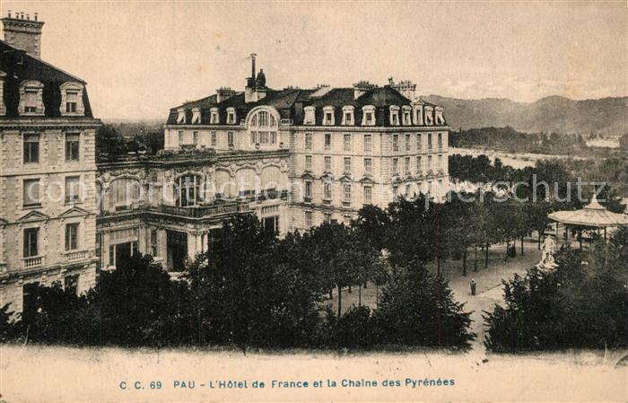Pau 64 Hôtel de France et la Chaîne des Pyréné