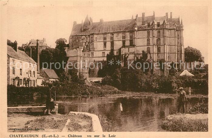 Chateaudun Chateau vu sur le Loir