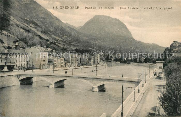 Grenoble Pont de la Citadelle Quai Xavier Jouvin et Mont Saint Eynard