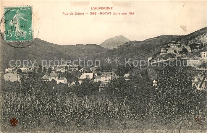 Royat Puy de Dome dans son Nid