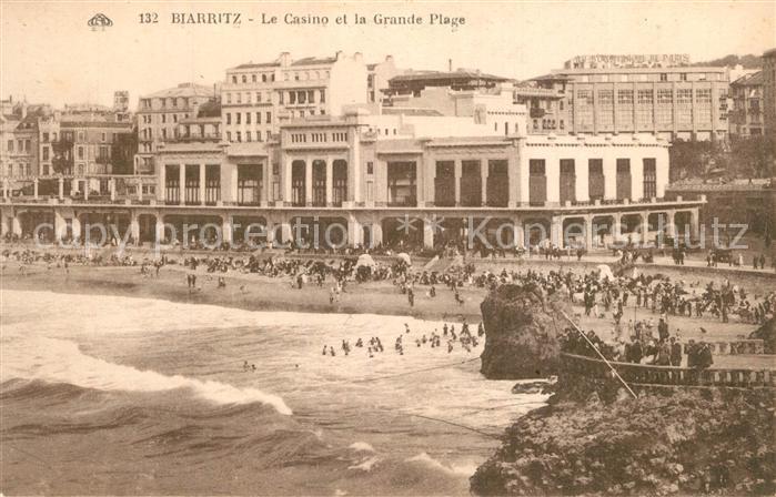 Biarritz Pyrenees Atlantiques Casino et la grande plage
