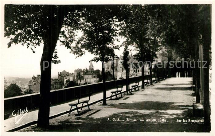 Angouleme Sur les remparts