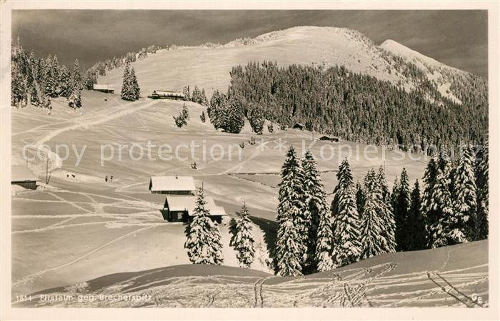 Neuhaus Schliersee Unterkunftshaus Firstalm gegen Brecherspitz Winterlandschaft
