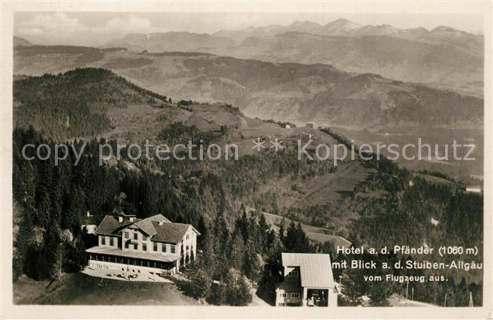 Bregenz Vorarlberg Berghotel am Pfaender mit Blick auf Stuiben Allgaeuer Alpen F