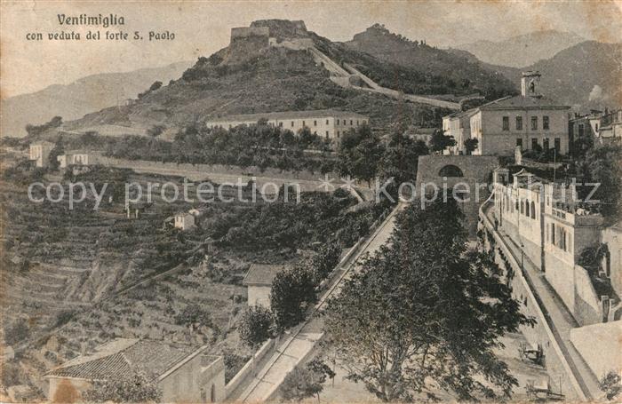 Ventimiglia Liguria con veduta del Forte San Paolo