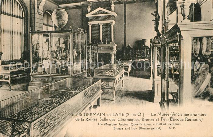 Saint-German-en-Laye Le Musee ancienne chambre de la Reine Salle des Céramiques
