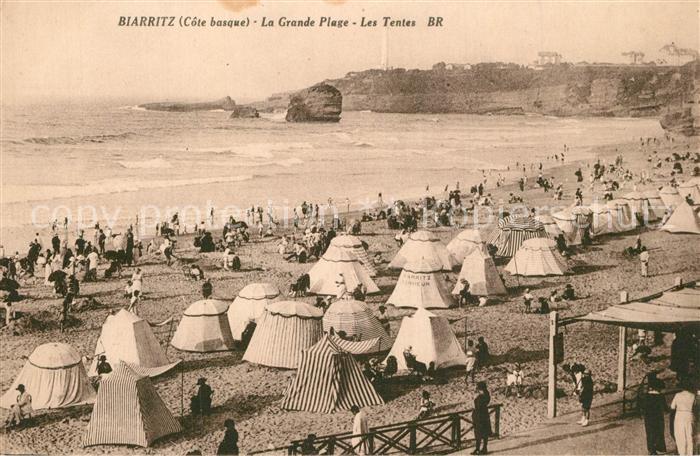Biarritz Pyrenees Atlantiques La Grande Plage et les tentes