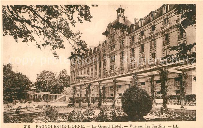 Bagnoles-de-l Orne Grand Hôtel vue sur les jardins