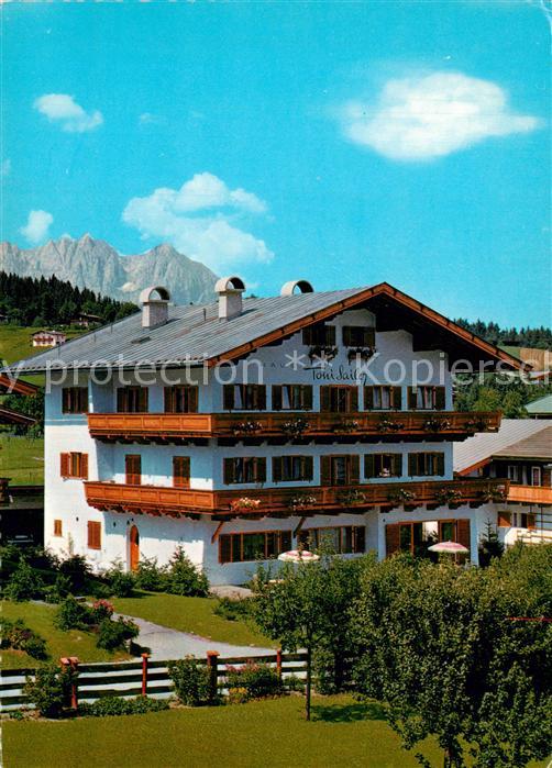 Kitzbuehel Tirol Gaestehaus Pension Toni Sailer gegen Wilden Kaiser Kaisergebirg