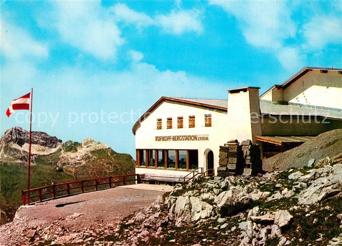 Lech Vorarlberg Bergstation der Ruefikopf Seilbahn Bergrestaurant