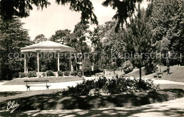Arcachon Gironde La Place des Palmiers