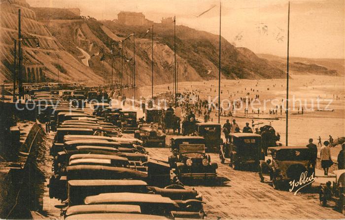 Biarritz Pyrenees Atlantiques Le Trottoir Promenade de la Cote des Ba