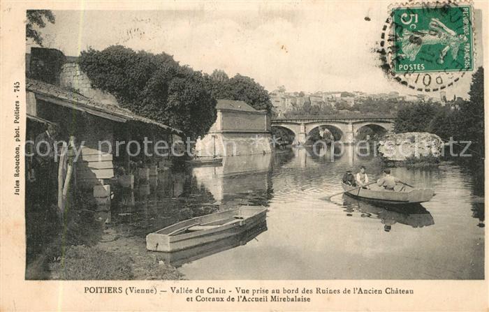 Poitiers 86 Vallee du Clain Vue prise au bord des R