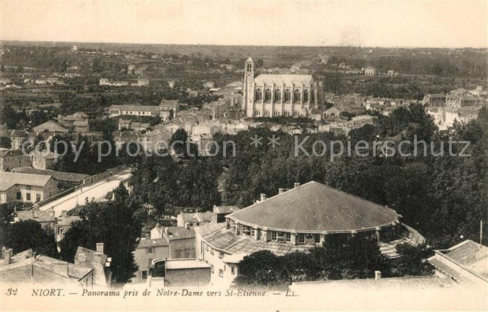 Niort 79 Panorama pris de Notre Dame vers Saint Etienne