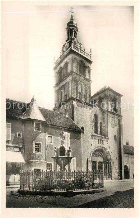 Saulieu Eglise Fontaine Kirche Brunnen